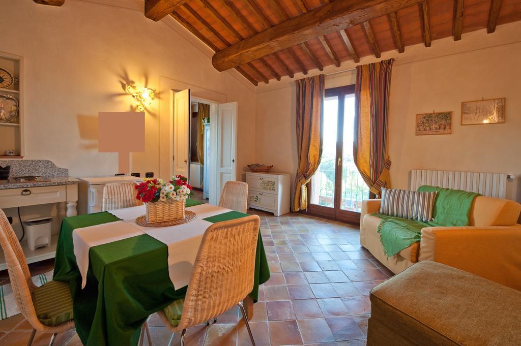 Podere Chiaromonte Palaia Ruang foto